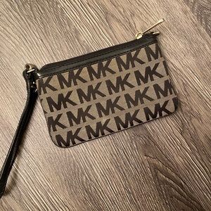 Michael Kors wristlet